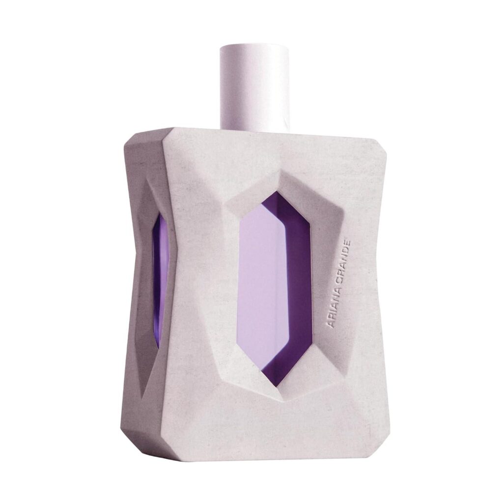 Best Women’s Perfume – Ariana Grande God is a Woman Eau de Parfum Review